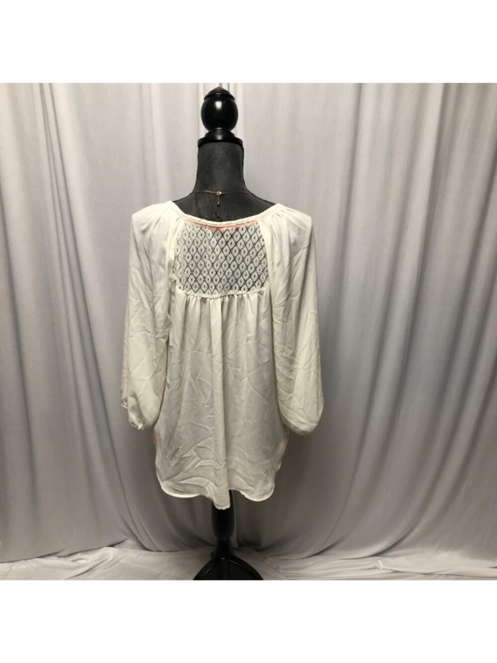 Jolt Peasant Top Womens Size Large White Coral Pink Embroidered Shirt - Picture 5 of 7